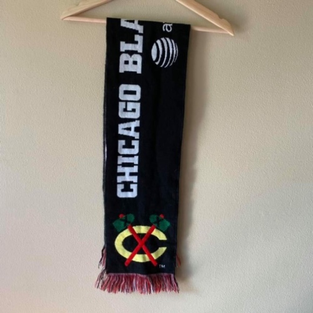Chicago Blackhawks NHL Hockey Scarf
